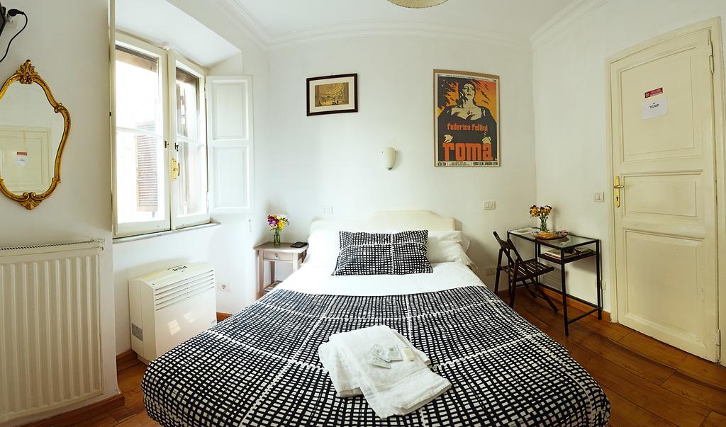 Bed & Breakfast Flavia 84 Rome Room photo
